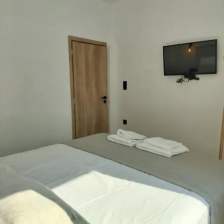 Modern Elegant Escape On The Ionian Coast, Near Ancient Olympia アパート カタコロン