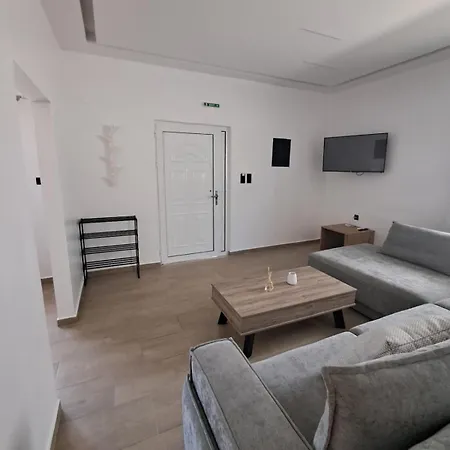Modern Elegant Escape On The Ionian Coast, Near Ancient Olympia Apartment *