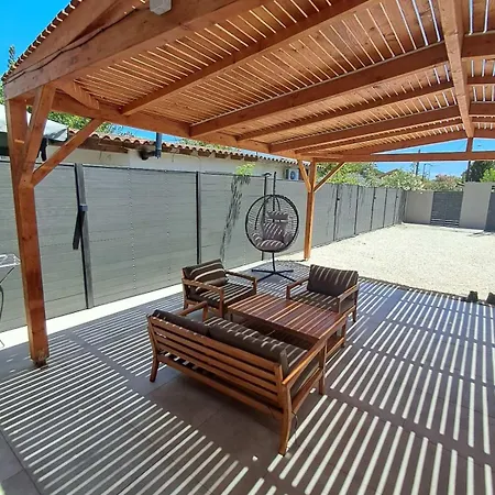Modern Elegant Escape On The Ionian Coast, Near Ancient Olympia Apartment *
